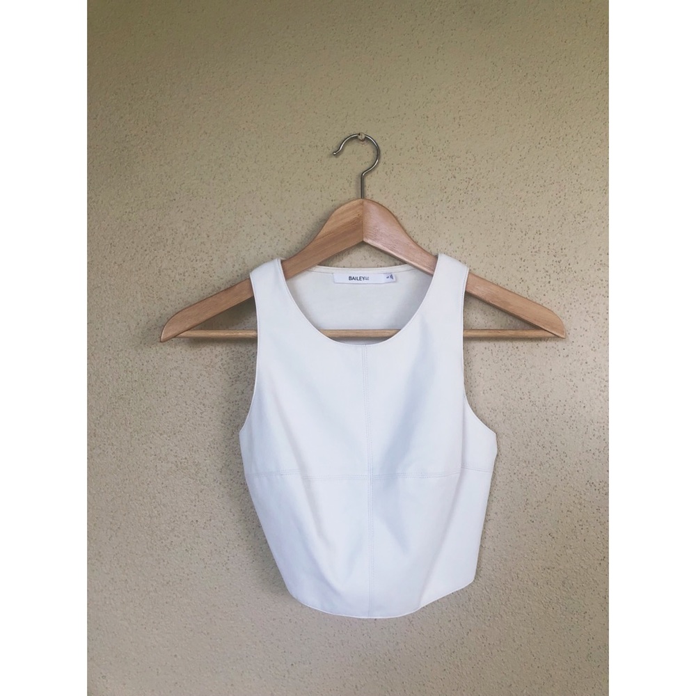✨SOLD✨BAILEY 44 white leather cropped crop - Picture 1 of 8